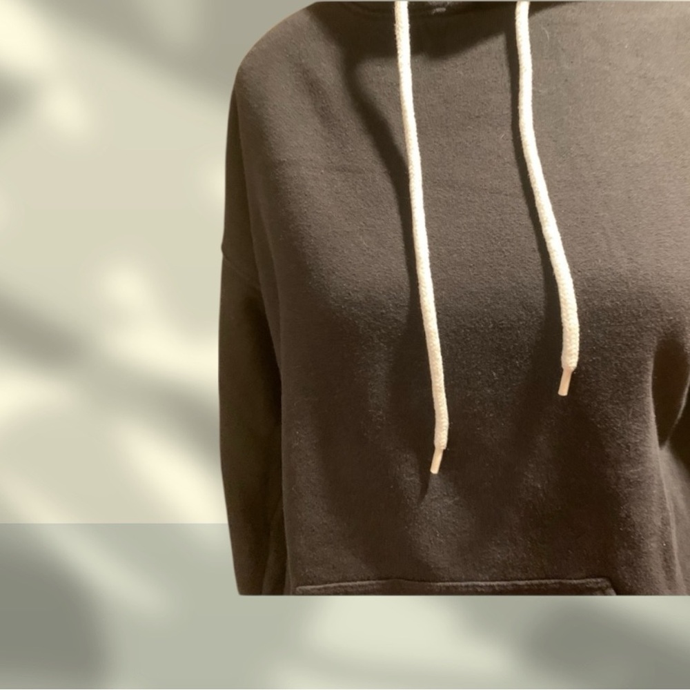 Forever 21 Black Hoodie Sweater